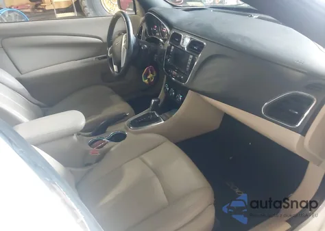 2013 Chrysler 200 Limited из США, поврежденный, VIN 1C3BCBFG7DN724507